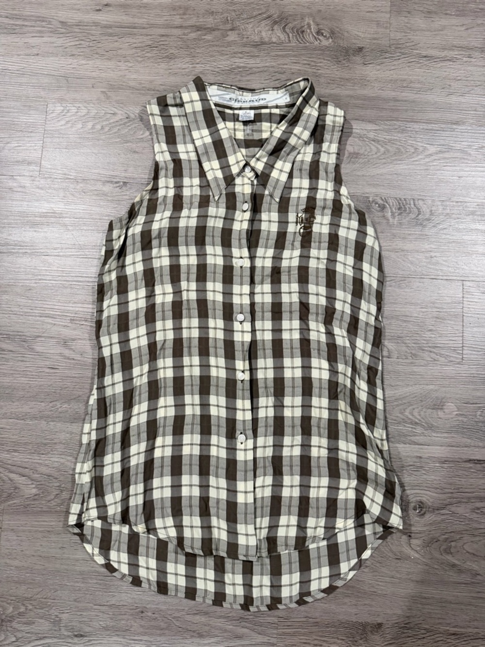 MARITHE Francois Girbaud Sleeveless Plaid Button Down